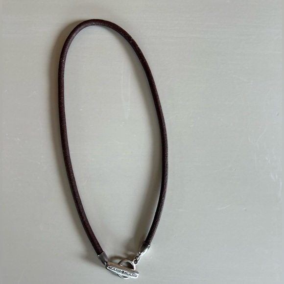 Slane & Slane Brown Leather Necklace and Sterling Silver clasp. - Picture 4 of 4